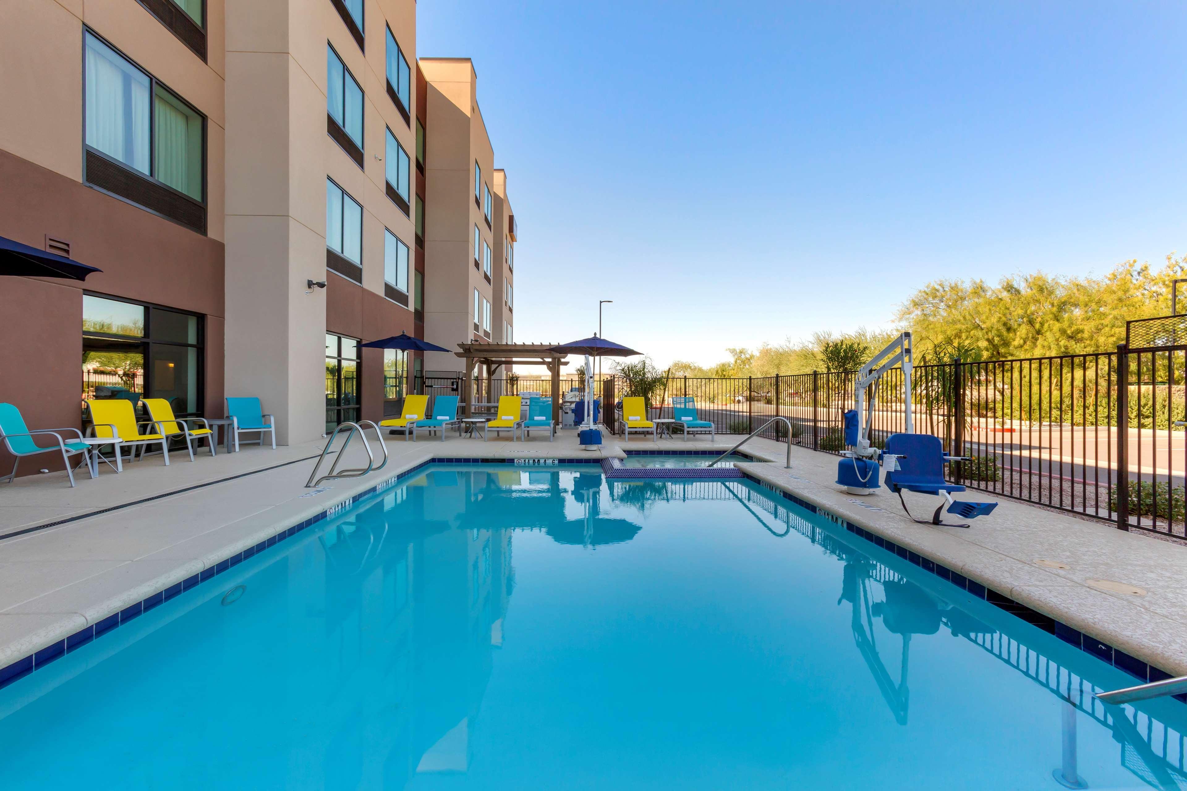 Best Western Plus Executive Residency Phoenix North Happy Valley Exterior foto