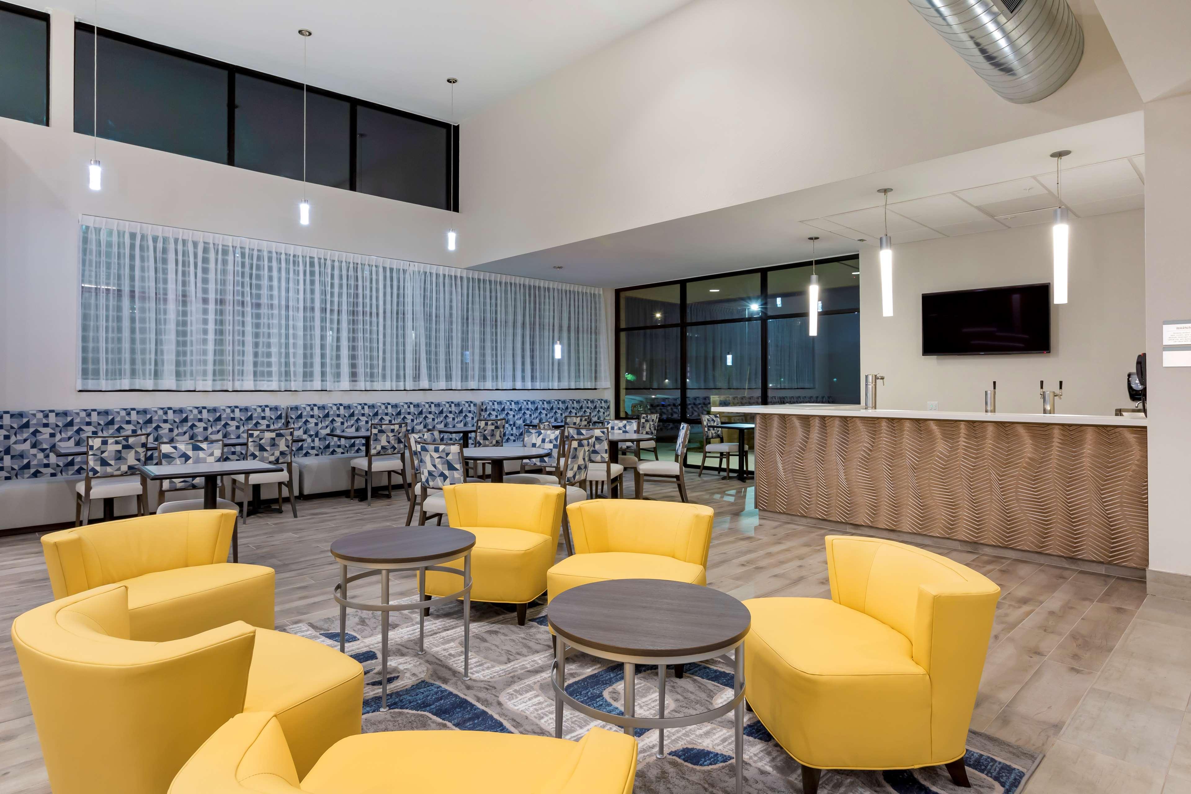 Best Western Plus Executive Residency Phoenix North Happy Valley Exterior foto